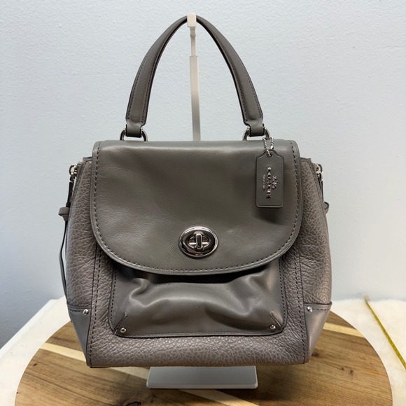 Coach Handbags - Coach Faye Convertible Backpack Gray Leather Turnlock 3 Way Bag Buffalo Embossed